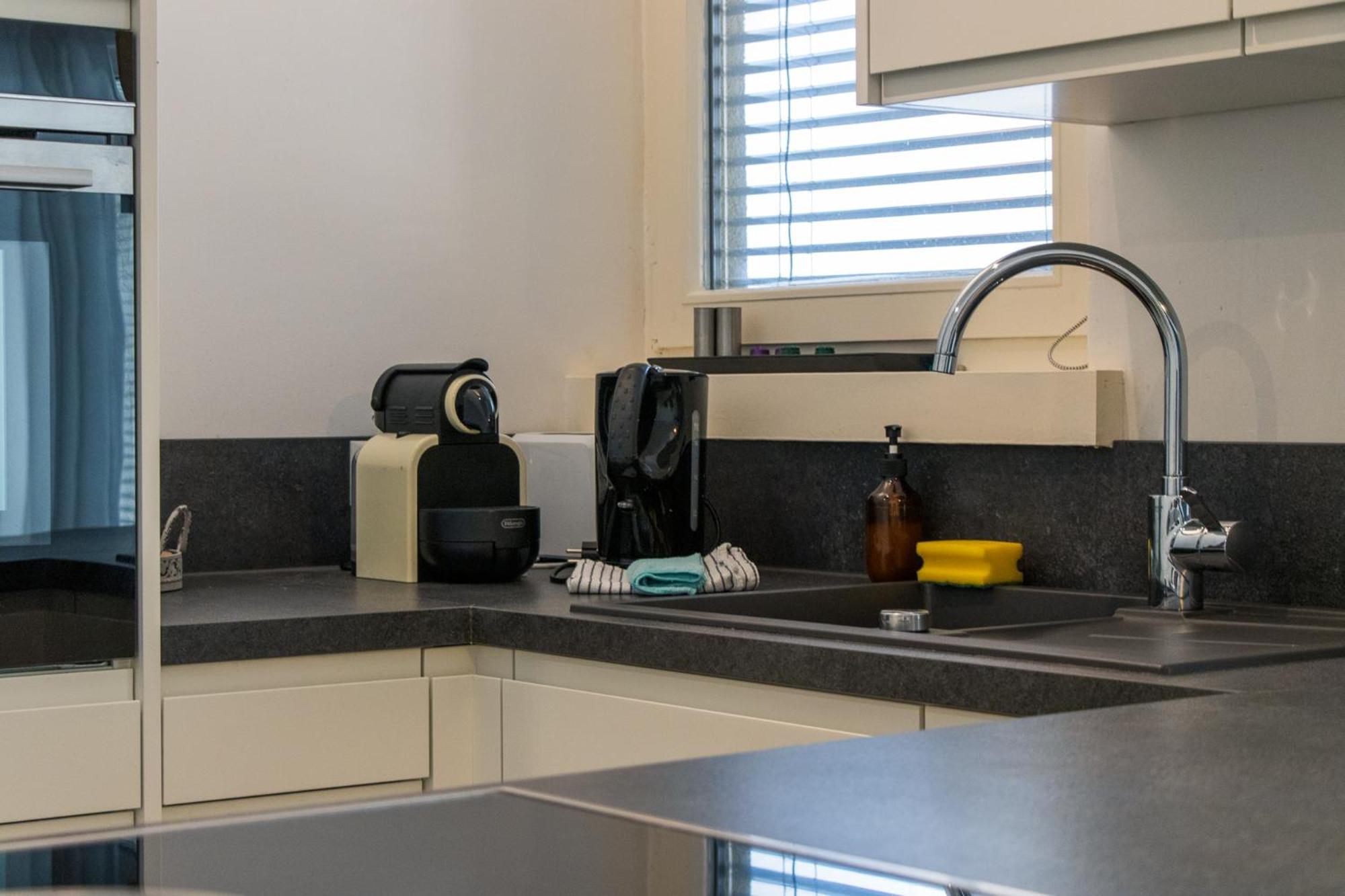 Stylische Stadt-Wohnung Bregenz - Mit Parkplatz מראה חיצוני תמונה